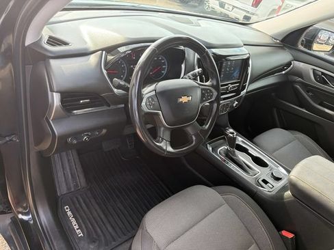 Used 2019 Chevrolet Traverse LT w/ LPO, Cargo Package FWD image 22