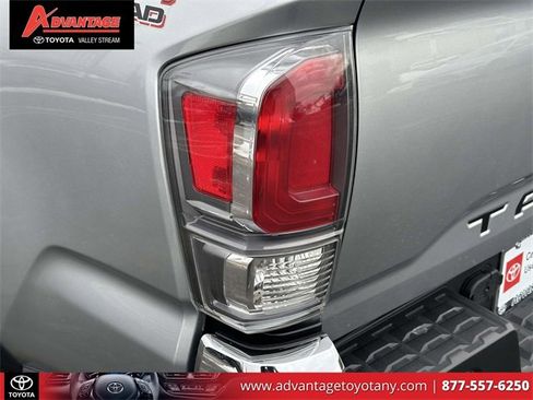 Certified 2023 Toyota Tacoma TRD Off-Road image 11
