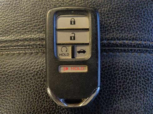 Used 2016 Honda Accord Touring image 32