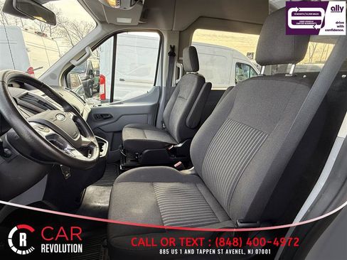 Used 2019 Ford Transit 150 XLT image 11