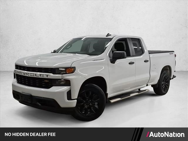 Used 2020 Chevrolet Silverado 1500 Custom w/ Custom Value Package AWD/4WD image 1