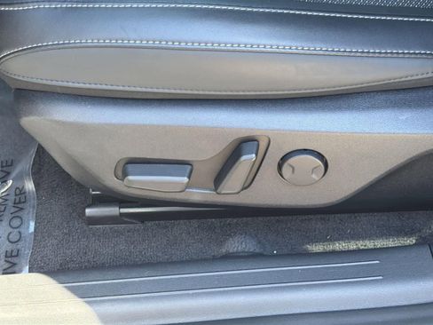 Used 2022 Kia EV6 Light image 25