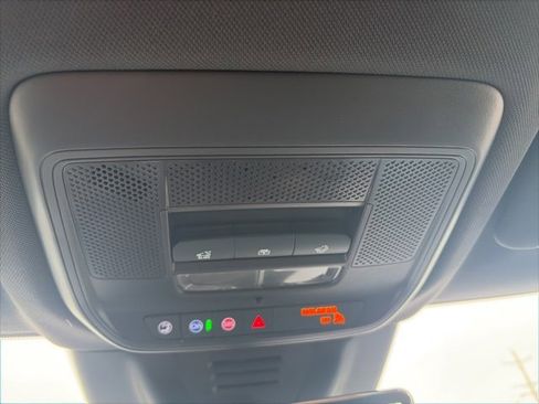 New 2026 Chevrolet Equinox EV LT image 25