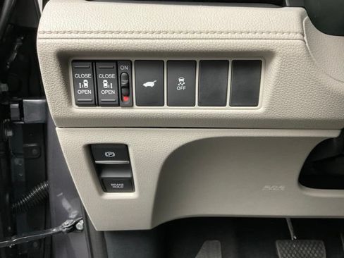 New 2026 Honda Odyssey EX-L image 13