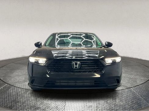 Used 2025 Honda Accord LX image 3
