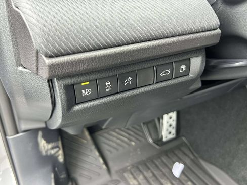 New 2026 Toyota Camry SE FWD image 17