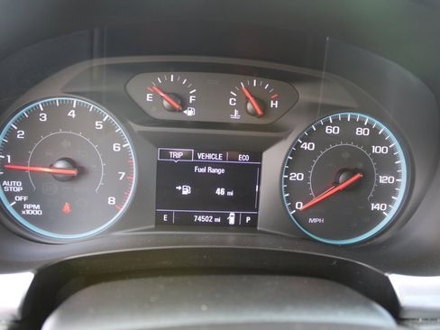 Used 2020 Chevrolet Traverse LS image 16