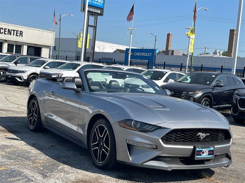 Used 2023 Ford Mustang Premium image 2