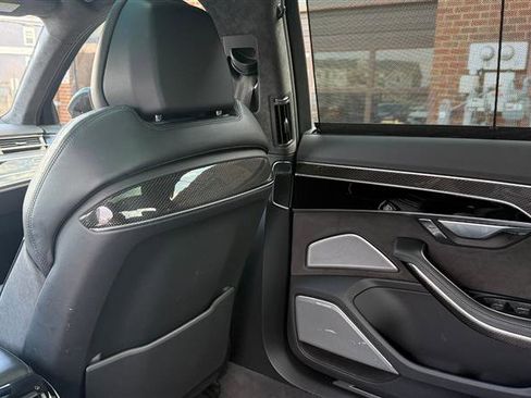 Used 2020 Audi S8 L image 37