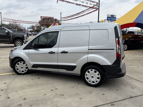 Used 2023 Ford Transit Connect XL image 10