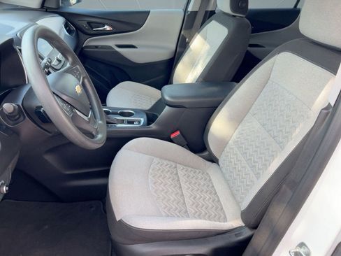 Certified 2023 Chevrolet Equinox LS w/ LS Convenience Package image 5