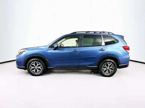 Used 2021 Subaru Forester Premium image 4