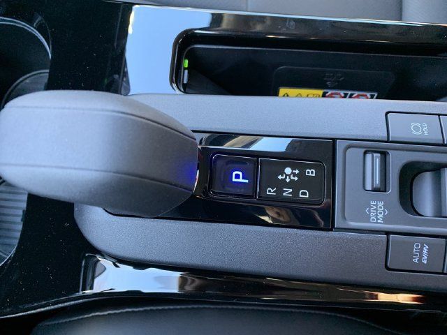 New 2025 Toyota Prius Plug-In Hybrid FWD image 25