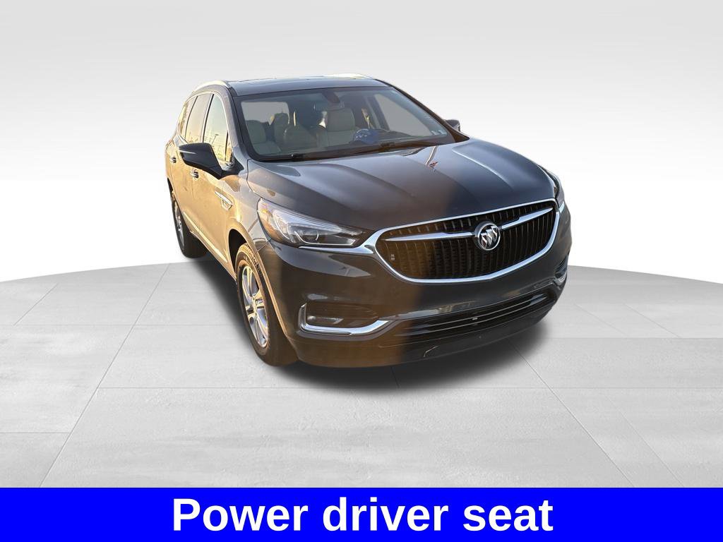 Used 2018 Buick Enclave Essence AWD/4WD image 10