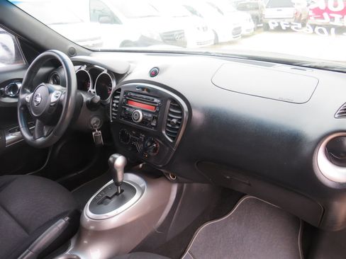 Used 2012 Nissan Juke S image 19