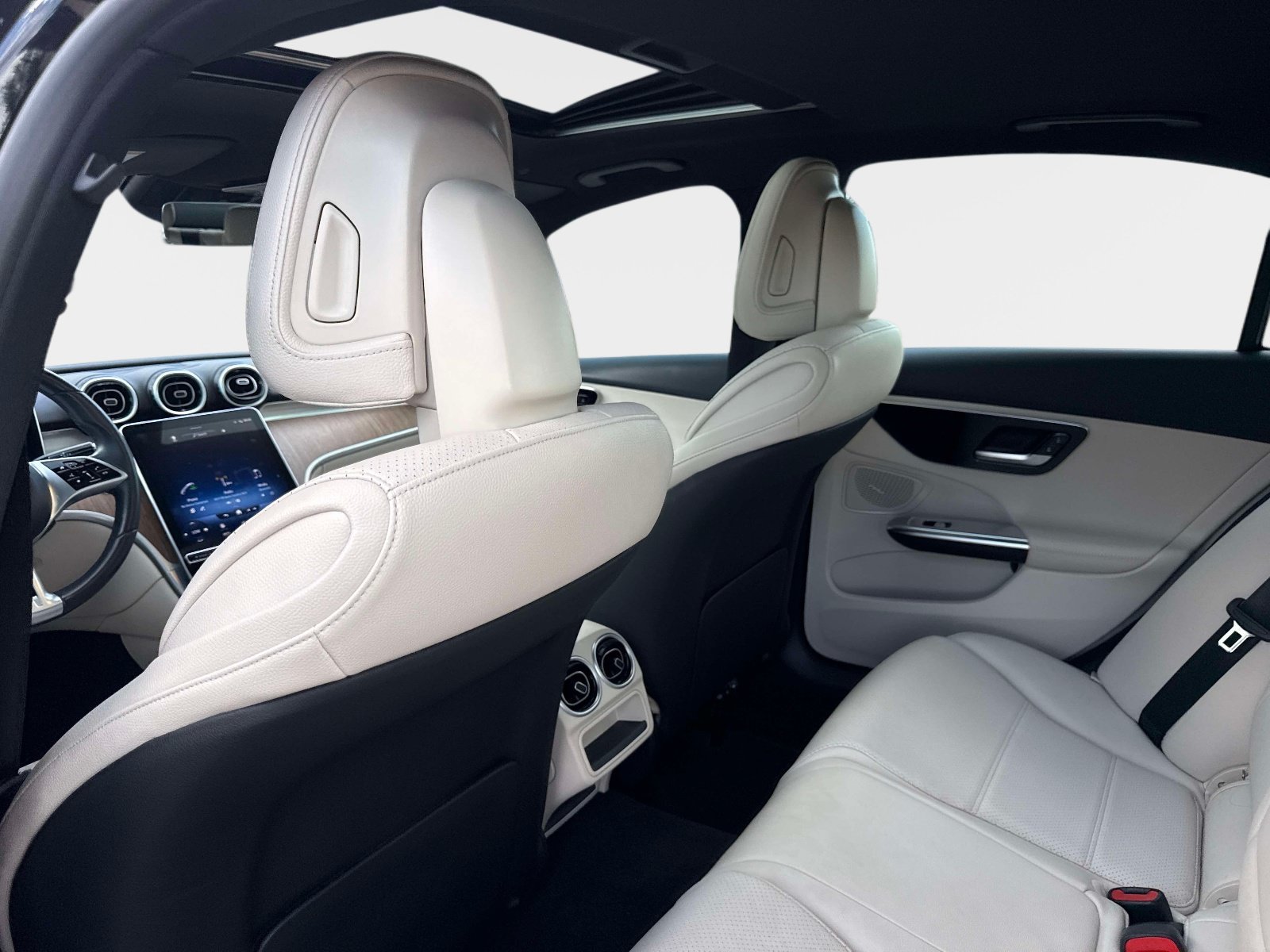 Used 2022 Mercedes-Benz C 300 Sedan image 13