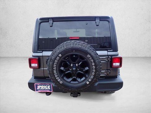 Used 2022 Jeep Wrangler Sport AWD/4WD image 3