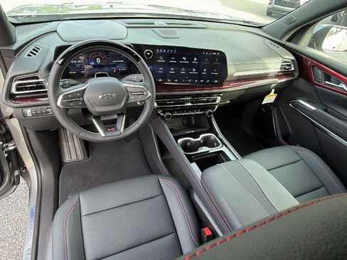 New 2026 Chevrolet Traverse Z71 w/ Enhanced Driving Package AWD/4WD image 22