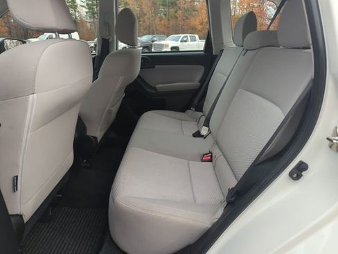 Used 2017 Subaru Forester 2.5i w/ Alloy Wheel Package image 27