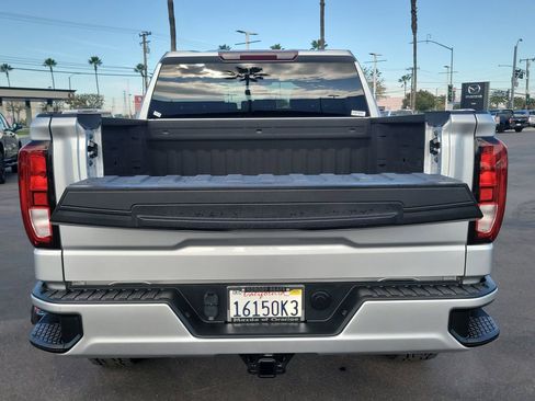 Used 2022 GMC Sierra 1500 Elevation w/ LPO, Elevation Black Package image 20