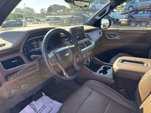 Used 2024 Chevrolet Tahoe High Country image 15