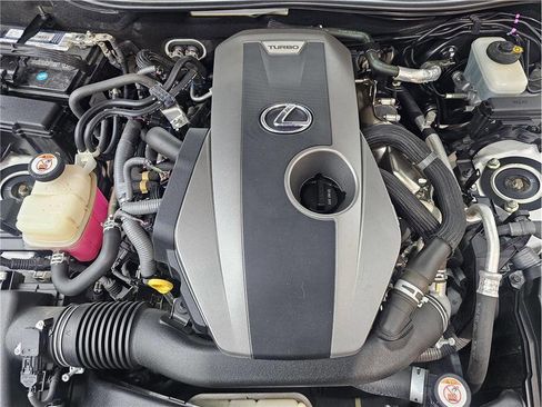 Used 2016 Lexus IS 200t Base 4dr Sedan image 16