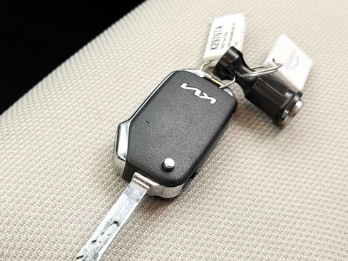 Used 2022 Kia Forte LXS FWD image 36