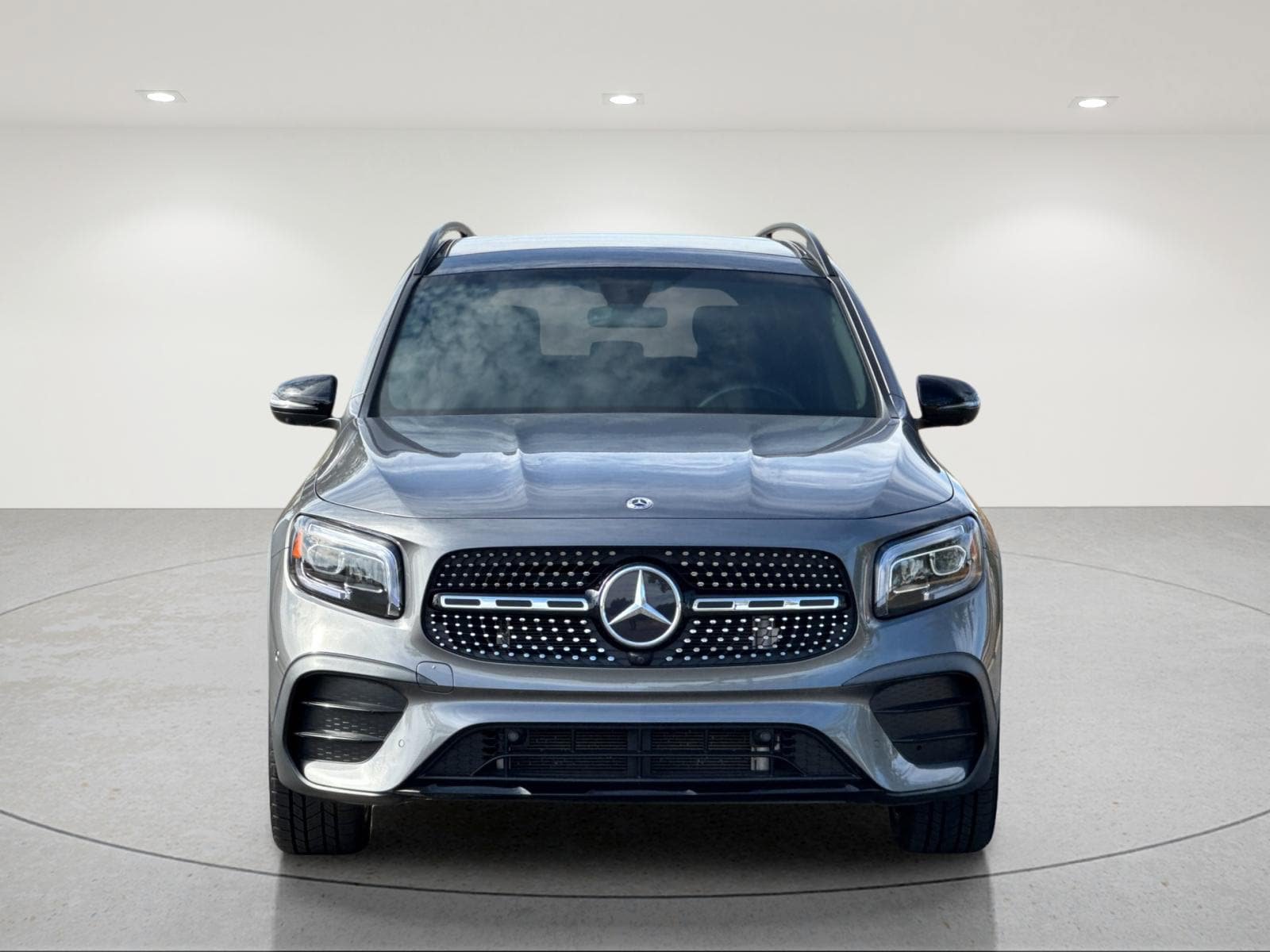 Used 2023 Mercedes-Benz GLB 250 4MATIC image 9