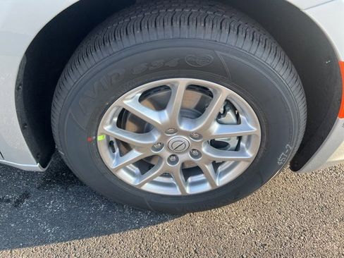 New 2026 Chrysler Pacifica Select image 31