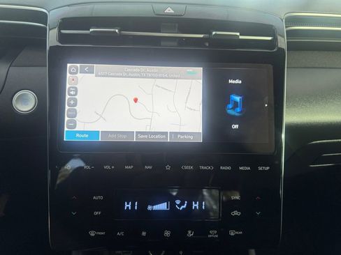 Used 2023 Hyundai Santa Cruz Limited image 25