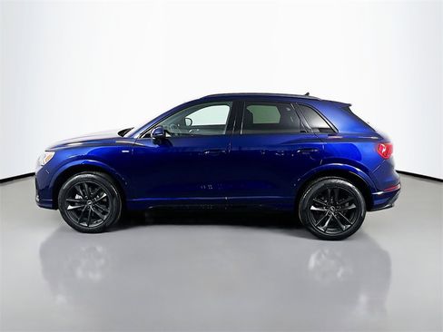 Used 2023 Audi Q3 2.0T Premium image 8