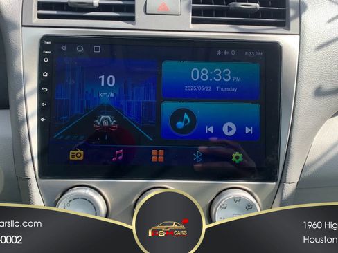 Used 2011 Toyota Camry LE image 10