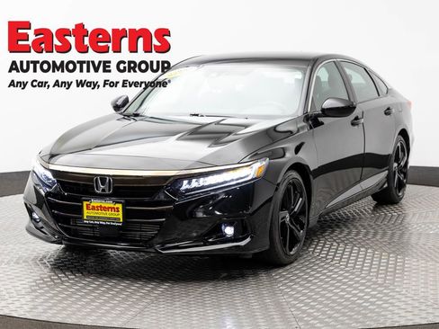 Used 2022 Honda Accord Sport image 1