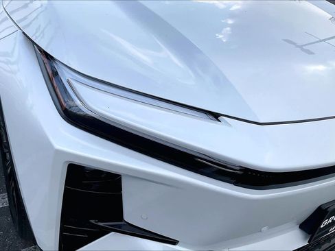 New 2026 Toyota C-HR AWD/4WD image 13