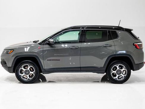 Certified 2022 Jeep Compass Trailhawk w/ Trailhawk Convenience Group AWD/4WD image 32