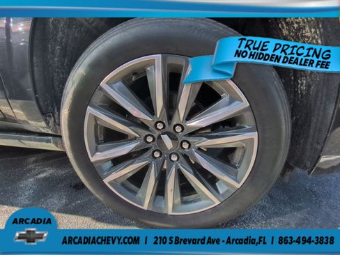 Used 2024 Cadillac Escalade ESV Sport Platinum AWD/4WD image 8