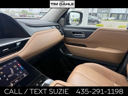 Certified 2025 INFINITI QX80 Sensory AWD/4WD image 11