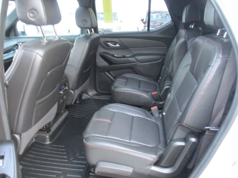 Certified 2023 Chevrolet Traverse RS image 13