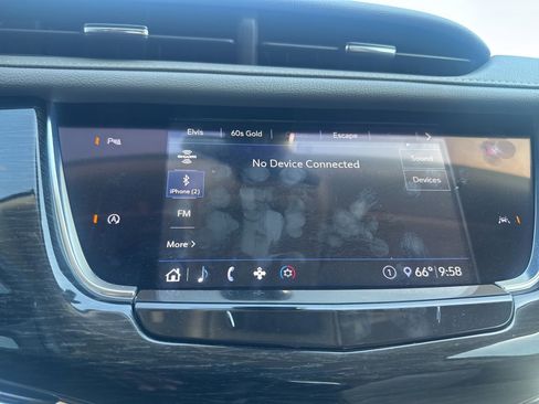 Used 2020 Cadillac XT6 Premium Luxury FWD image 42