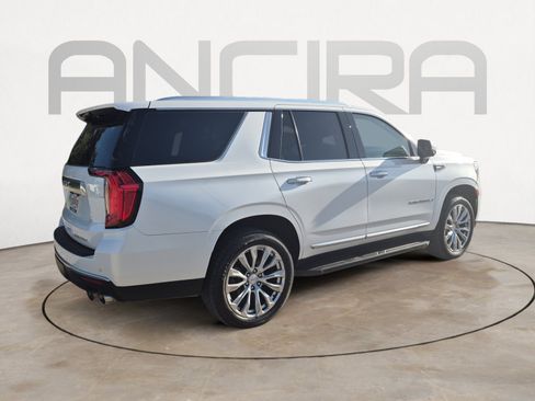 Used 2023 GMC Yukon Denali w/ LPO, Floor Liner Package AWD/4WD image 10