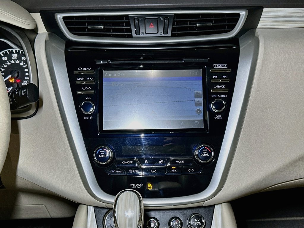 Used 2016 Nissan Murano Platinum w/ Platinum Technology Package AWD/4WD image 11