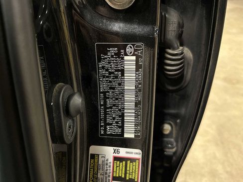 Certified 2018 Toyota Corolla L image 14