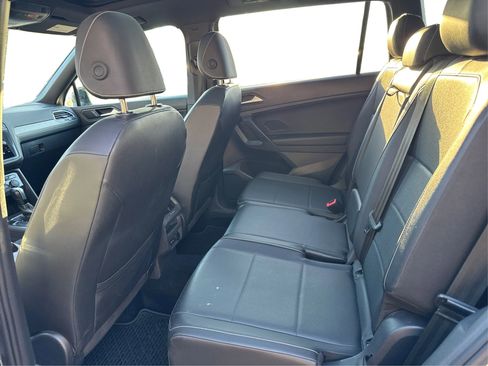 Used 2021 Volkswagen Tiguan SE R-Line w/ 3rd Row Seat Package image 13