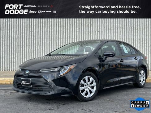 Used 2024 Toyota Corolla LE image 1