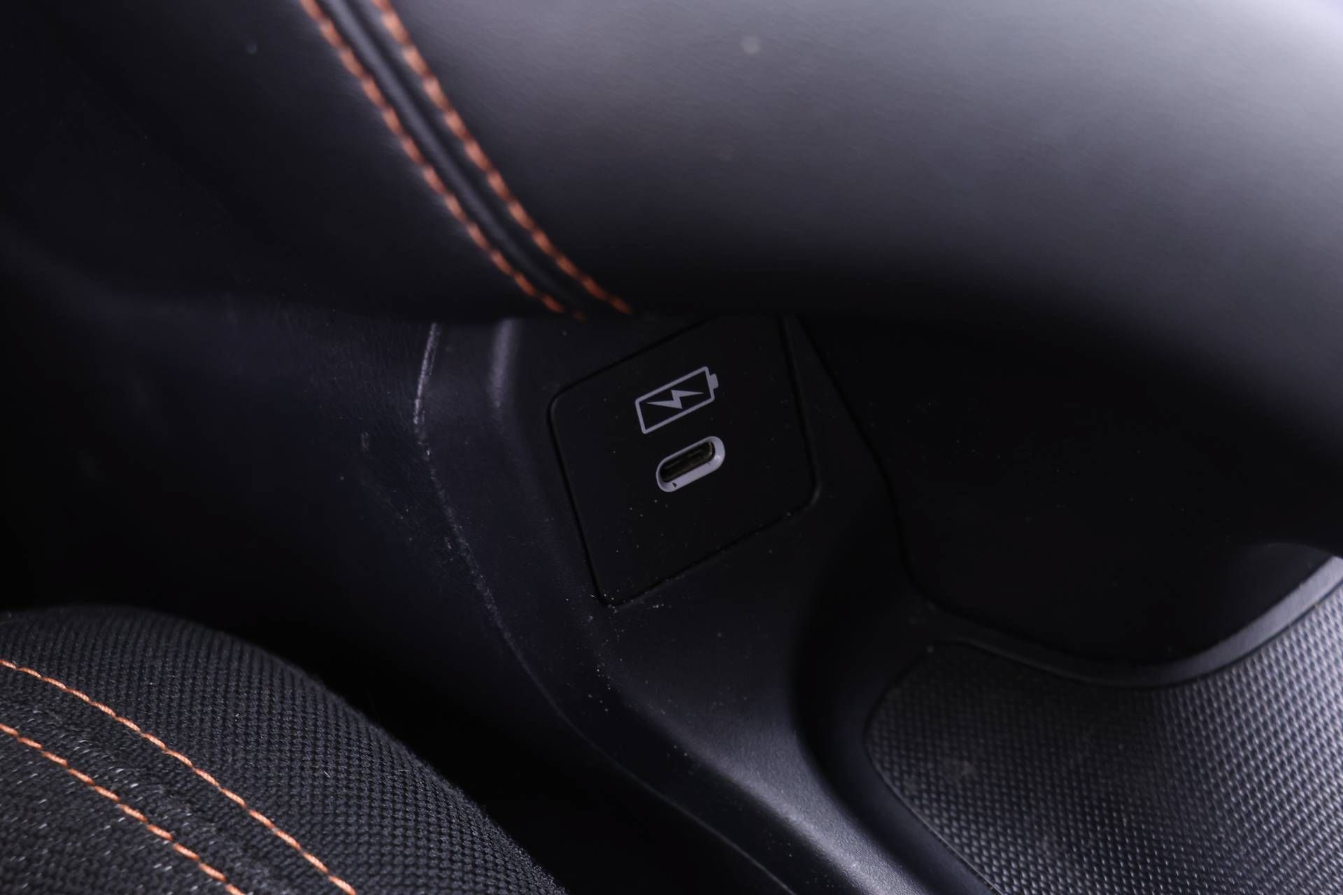 Certified 2024 Honda HR-V Sport image 9