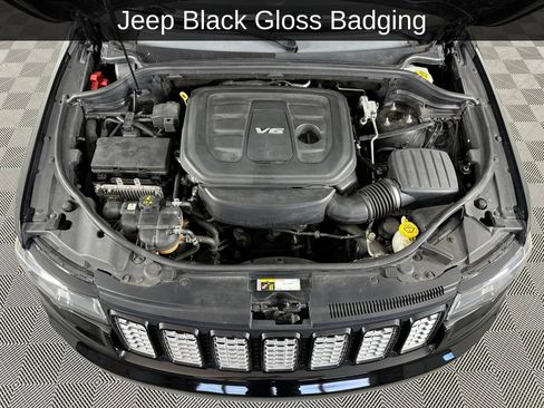 Used 2018 Jeep Grand Cherokee Altitude RWD image 17
