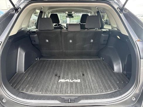 Used 2023 Toyota RAV4 LE image 21