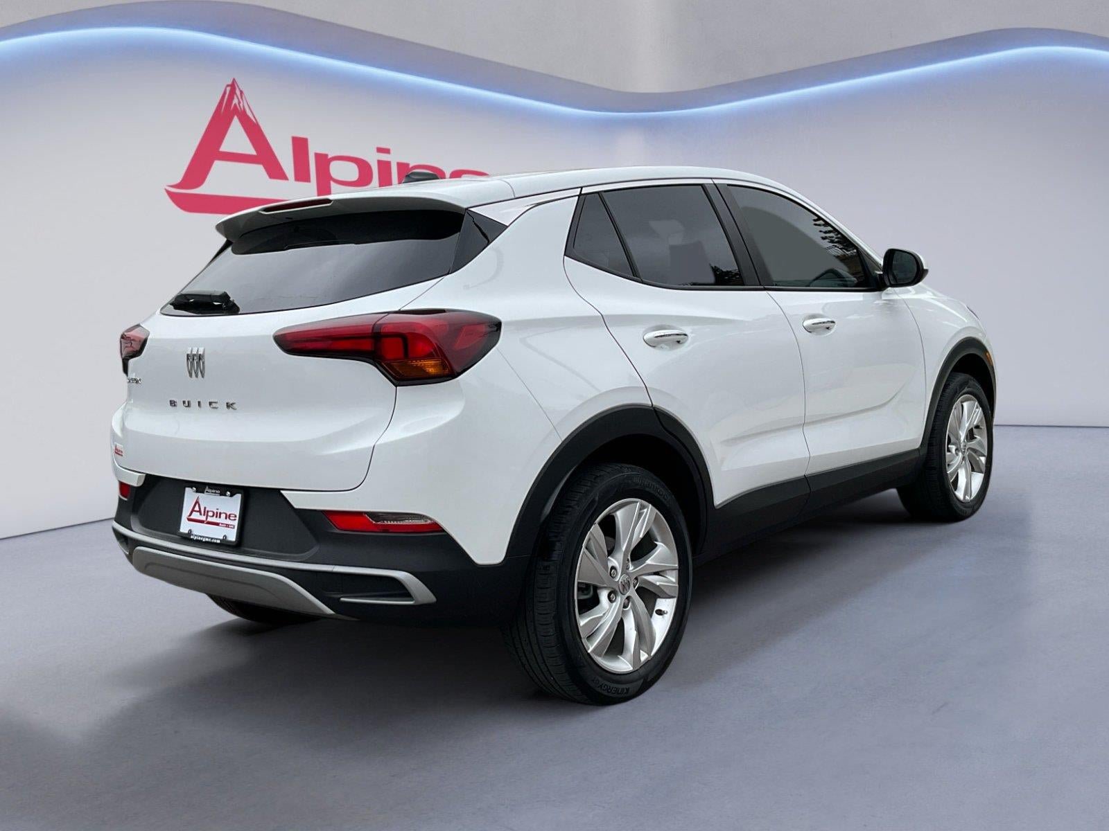 Used 2024 Buick Encore GX Preferred w/ Comfort Package AWD/4WD image 5