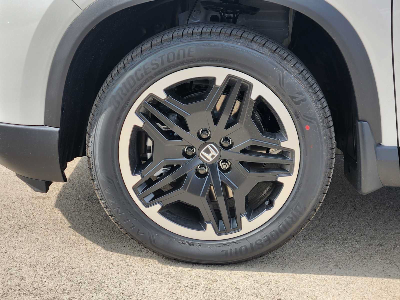 New 2026 Honda Pilot image 7
