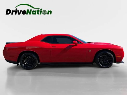 Used 2019 Dodge Challenger R/T Scat Pack RWD image 6